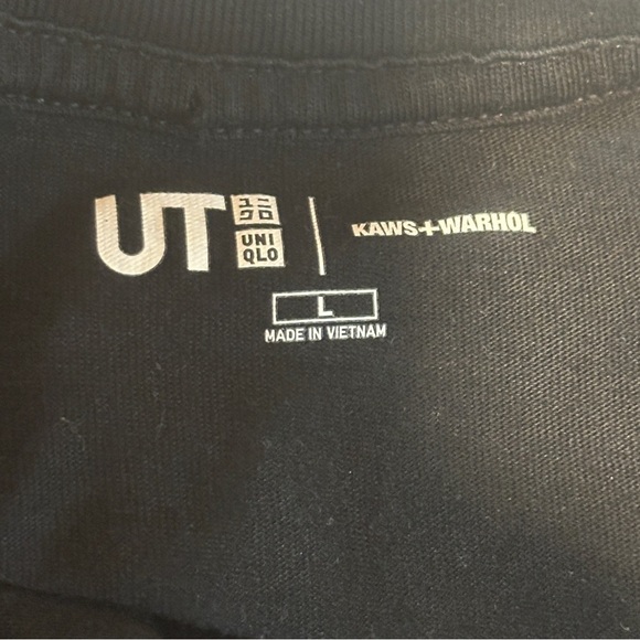 KAWS x Uniqlo Warhol UT Graphic T-shirt
Black Size Large - Picture 5 of 11